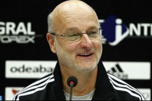Beşiktaş'ın eski hocası Henrik Dettmann'a araba &ccedil;arptı!