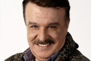 Yeşil&ccedil;am'ın usta oyuncusu Mahmut Hekimoğlu hayatını kaybetti