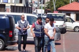 Bartın'da uyuşturucu tacirlerine darbe