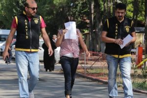"Hemşireyiz" diyerek 3 bin liraya fuhuş yapıyorlar