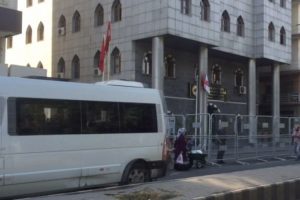 Silvan ve Sur'da aramalar s&uuml;r&uuml;yor