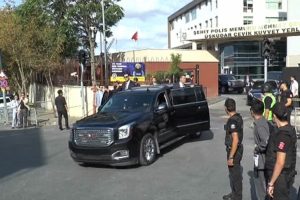 Başbakan Yıldırım polislere telsizden seslendi
