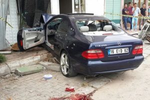Bursa'da bayramda nişanlısının yanında infaz ettiler