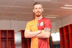 Serdar Aziz taburcu oldu