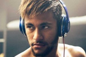 Neymar m&uuml;zik sekt&ouml;r&uuml;ne giriyor