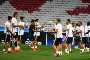 Beşiktaş, Benfica ma&ccedil;ı hazırlıklarını tamamladı