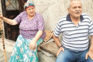 Nineyle dedeye bayram zehir oldu