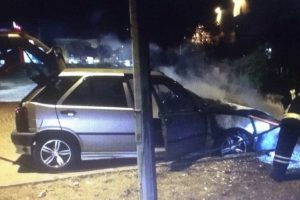 Bursa'da alev topuna d&ouml;nen ara&ccedil;tan b&ouml;yle kurtuldular