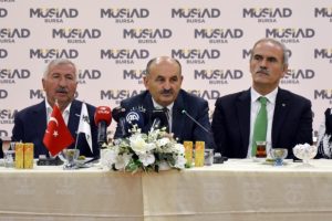 Bakan M&uuml;ezzinoğlu'ndan Bursa'da promosyon a&ccedil;ıklaması