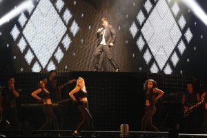 EXPO 2016'da Ricky Martin r&uuml;zgarı