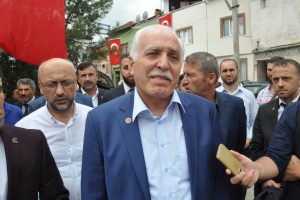 SP Genel Başkanı Kamalak'tan Bursa'da şehit ailesine ziyaret