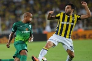 Bursaspor, koşu mesafesinde Fenerbah&ccedil;e'ye fark attı