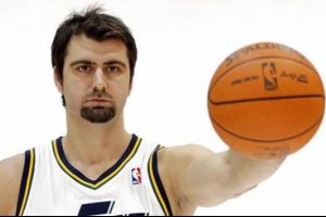 Mehmet Okur yeniden NBA'de