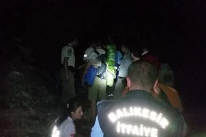 Kurtarılan dağcılar korku dolu bekleyişi anlattı