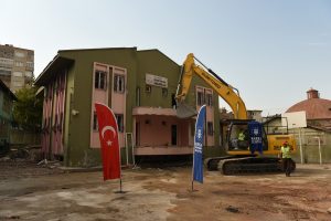 Bursa Demirtaşpaşa İlk&ouml;ğretim Okulu yenileniyor