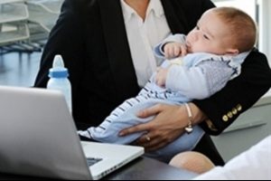 Yeni anne baba yarım g&uuml;n &ccedil;alışacak