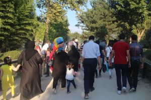 Bursa Hayvanat bah&ccedil;esine ziyaret&ccedil;i akını