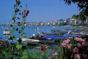 Yalova'da tatilciler sahilleri doldurdu