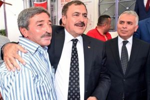 Bakan Eroğlu'ndan şehit ailelerine ziyaret