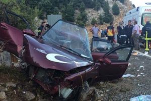 Tatilin 7 g&uuml;n&uuml;nde kaza bilan&ccedil;osu: 60 &ouml;l&uuml;, 371 yaralı