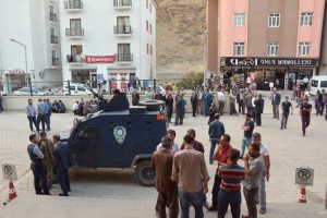 Şehit k&ouml;y korucusunun cenazesi hastaneye getirildi