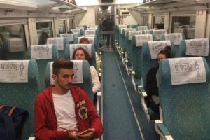 Mesaisi biten makinist treni durdurdu