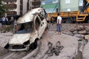 Denize s&uuml;r&uuml;klenen ara&ccedil;, 34 g&uuml;n sonra &ccedil;ıkarıldı