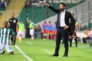 Hakan Kutlu: "&Uuml;zerine koyarak gidiyoruz"