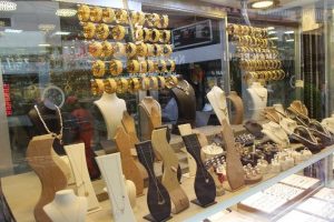Altındaki d&uuml;ş&uuml;ş piyasayı rahatlattı