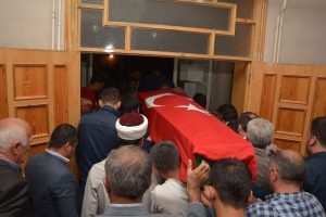 PKK'lıların şehit ettiği koruyucu defnedildi
