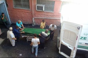 25 TL i&ccedil;in eniştesini &ouml;ld&uuml;rd&uuml;