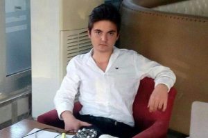 17 yaşındaki gen&ccedil; hayatına son verdi