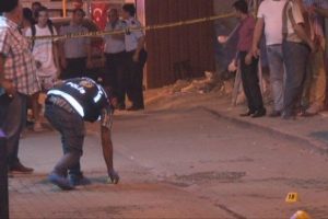 Mermiler yağmur gibi yağdı, 1 kişi yaralandı