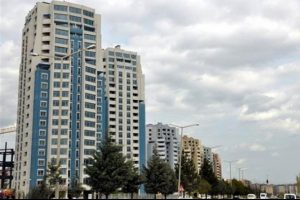Diyarbakır'ın ikiz kuleleri savaş u&ccedil;akları i&ccedil;in tıraşlanıyor