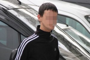 Kavgayı ayırmaya &ccedil;alışan polis adayı bı&ccedil;aklandı