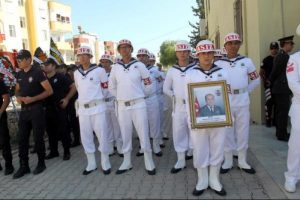 Şehit Uzman &Ccedil;avuş, Silifke'de g&ouml;zyaşlarıyla uğurladı