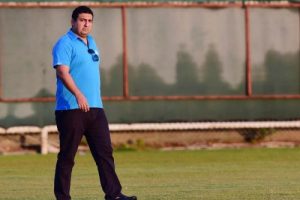 Antalyaspor Başkanı &Ouml;zt&uuml;rk sahaya indi