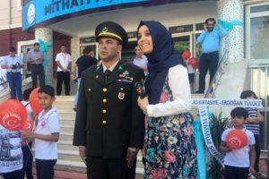 Osmaniye'de okuldaki t&ouml;rende Şehit &Ouml;mer Halisdemir canlandırıldı