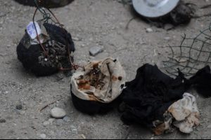 Ş&uuml;pheli paketten "b&uuml;y&uuml;" malzemeleri &ccedil;ıktı