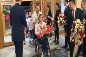 Paralimpik Oyunlarında 9 madalya kazanan milli sporcular yurda d&ouml;nd&uuml;