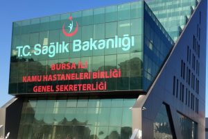 Bursalılar hastanelere akın etti