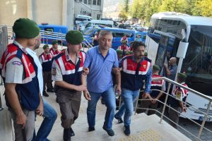 İş adamları i&ccedil;in Kırgızistan'da geziler d&uuml;zenlemiş