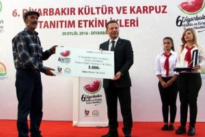 Diyarbakır'da Karpuz Festivali kutlandı