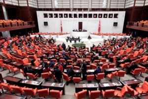 Genel se&ccedil;imler 2020'ye kalabilir