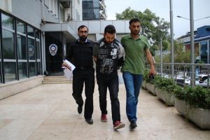 Bursa'da bankamatikte yardım bahanesiyle vurgun...