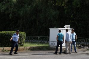 Antalya'da &ccedil;uvallı şahıs alarmı