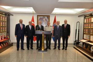 Bursa Uludağ &Uuml;niversitesi'nden yeni Garnizon Komutanı'na hayırlı olsun ziyareti