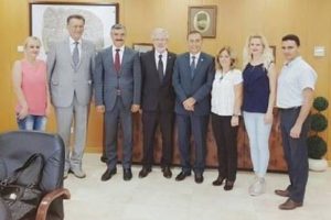 Kemal Demirel'den Bursa'ya raylı sistemler programı m&uuml;jdesi