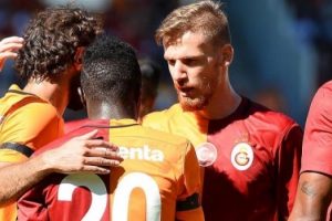 Bursaspor'da Serdar Aziz krizi tatlıya bağlandı