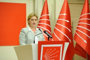 CHP yedek vekilliğe de karşı